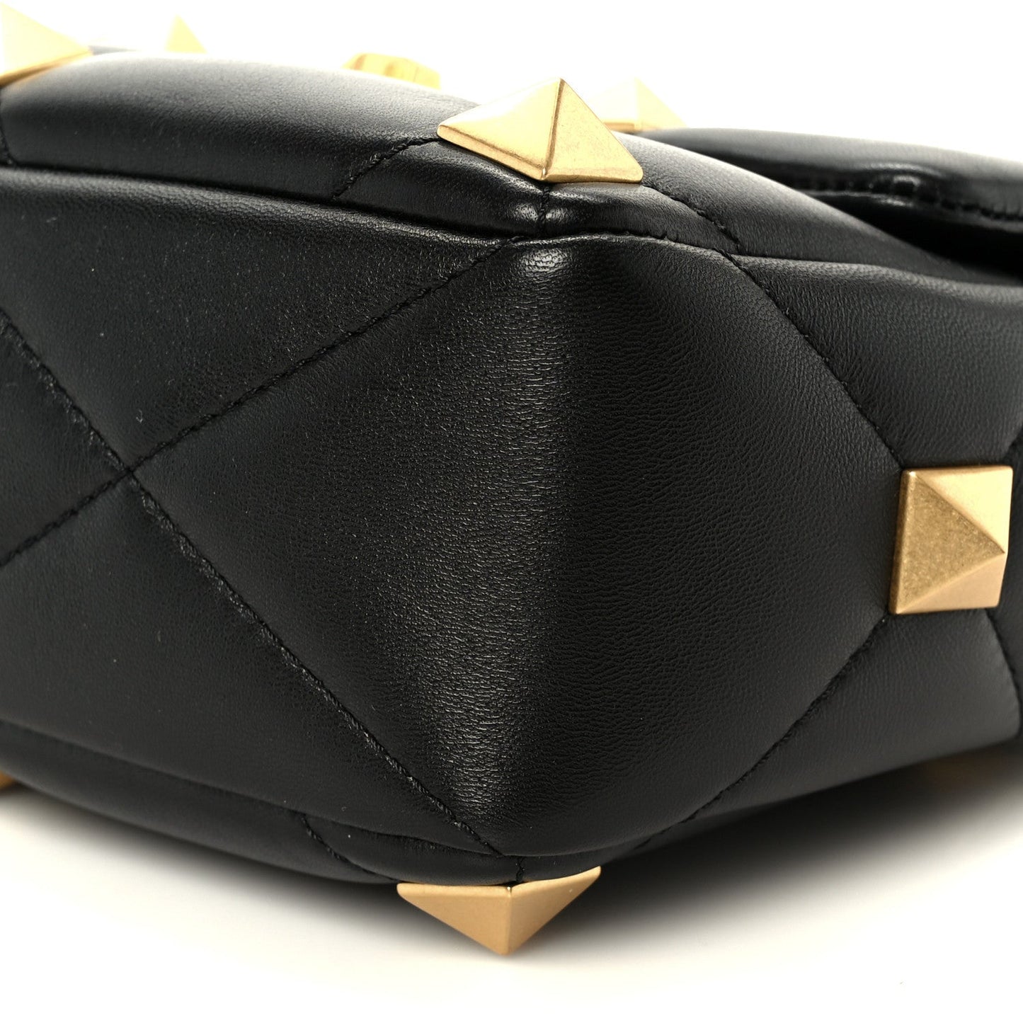 Valentino Garavani Nappa Medium Roman Stud Shoulder Bag Black