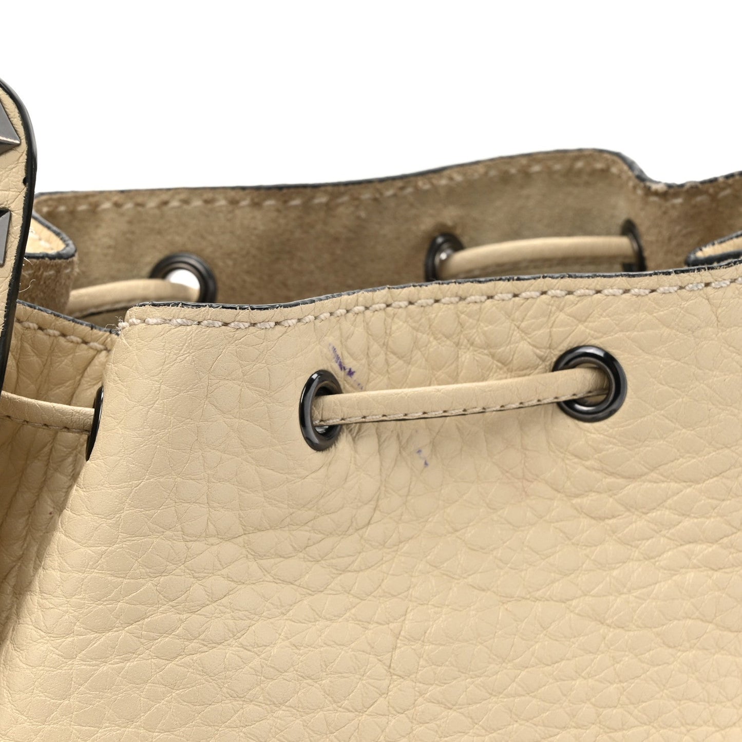 Valentino Garavani Grained Calfskin Rockstud Bucket Bag Ivory