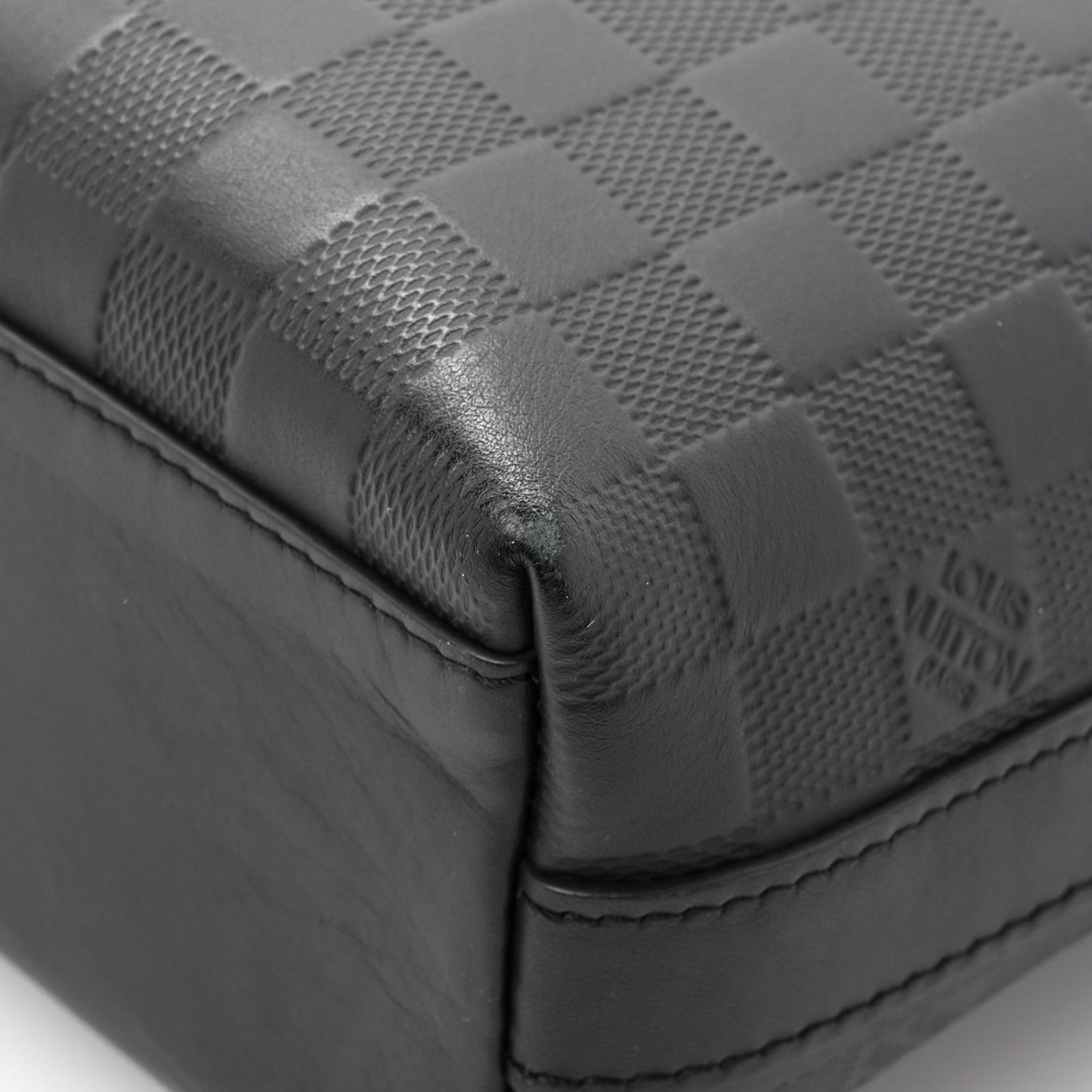 Louis Vuitton Damier Infini Messenger PM Onyx