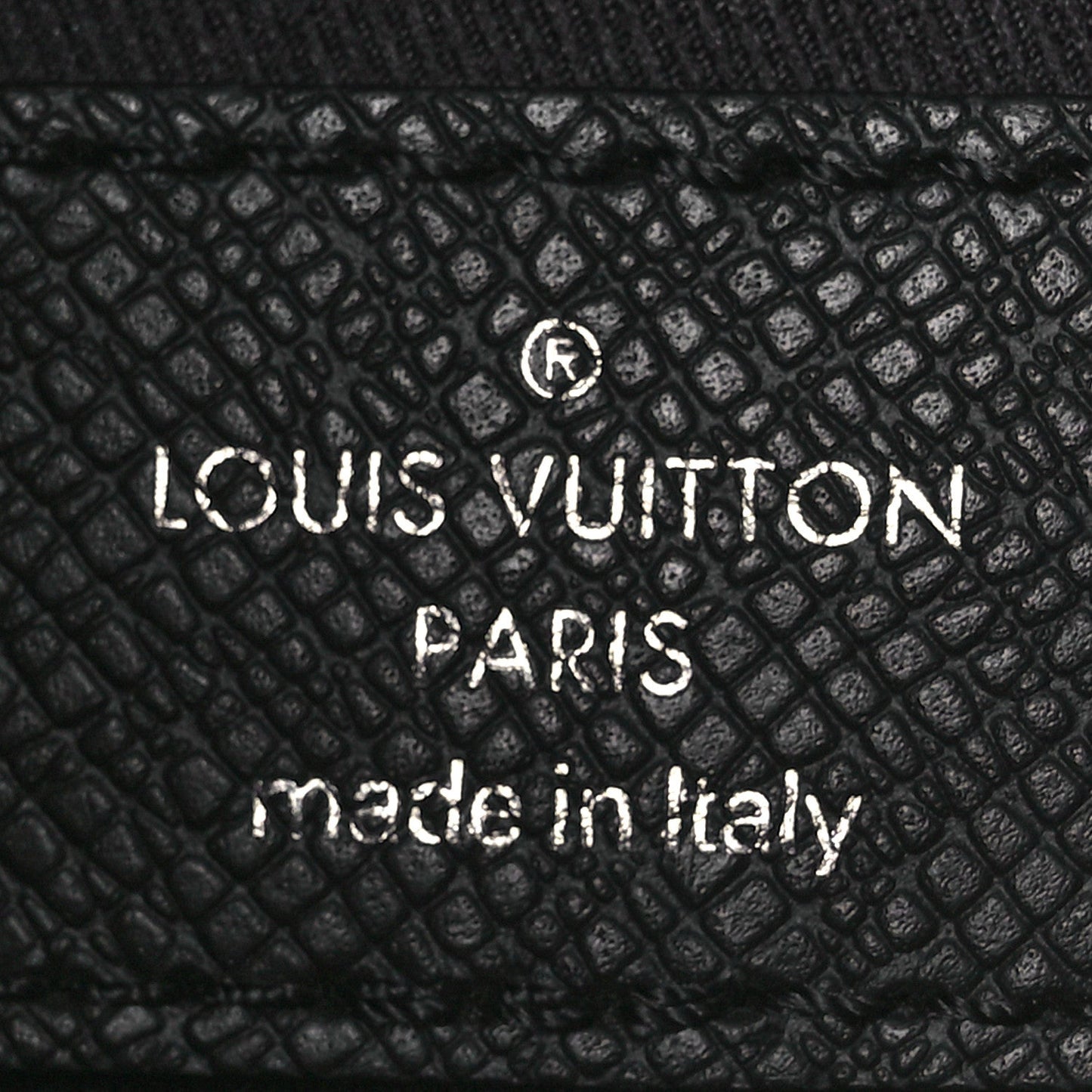 Louis Vuitton Taiga Outdoor Messenger PM Black