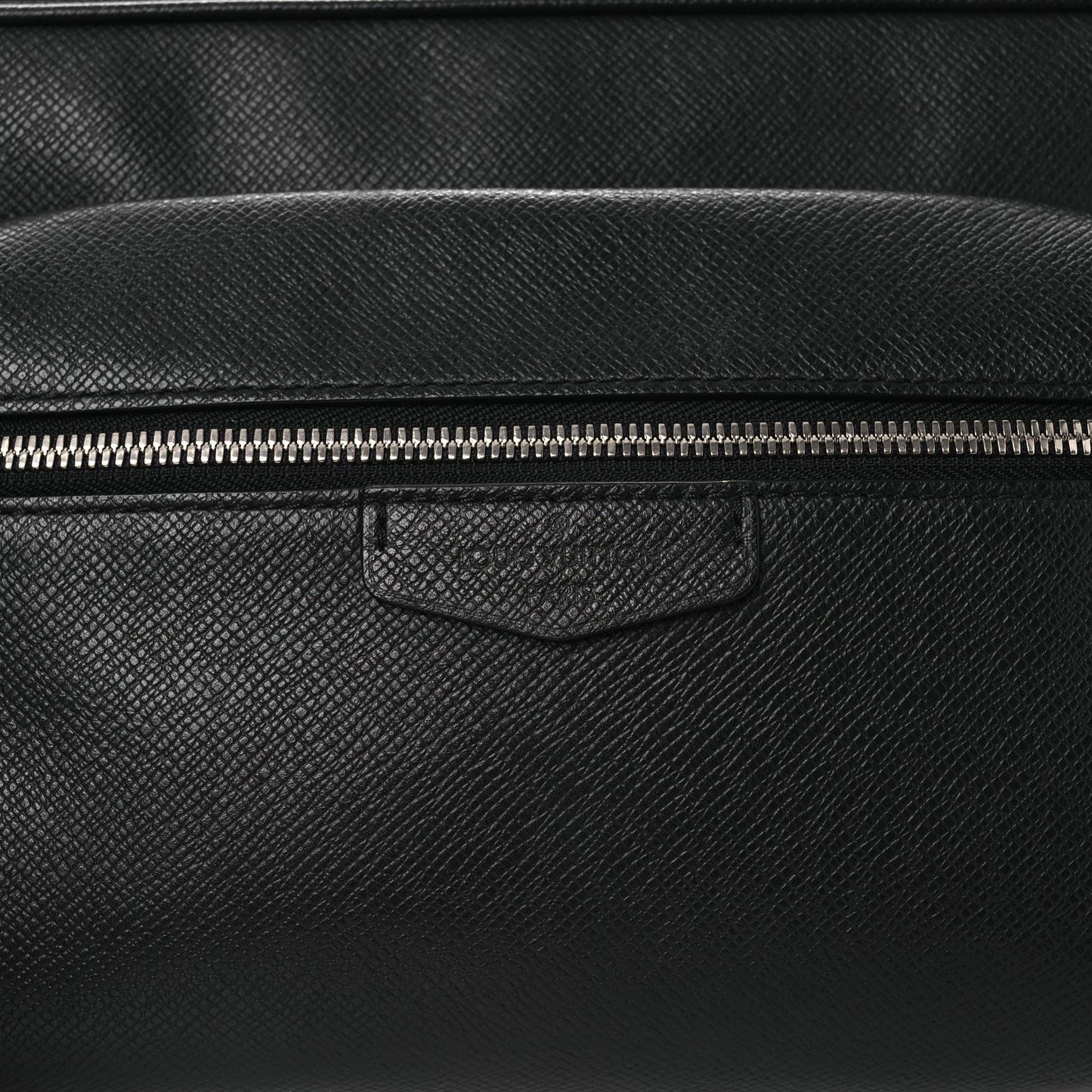 Louis Vuitton Taiga Outdoor Messenger PM Black