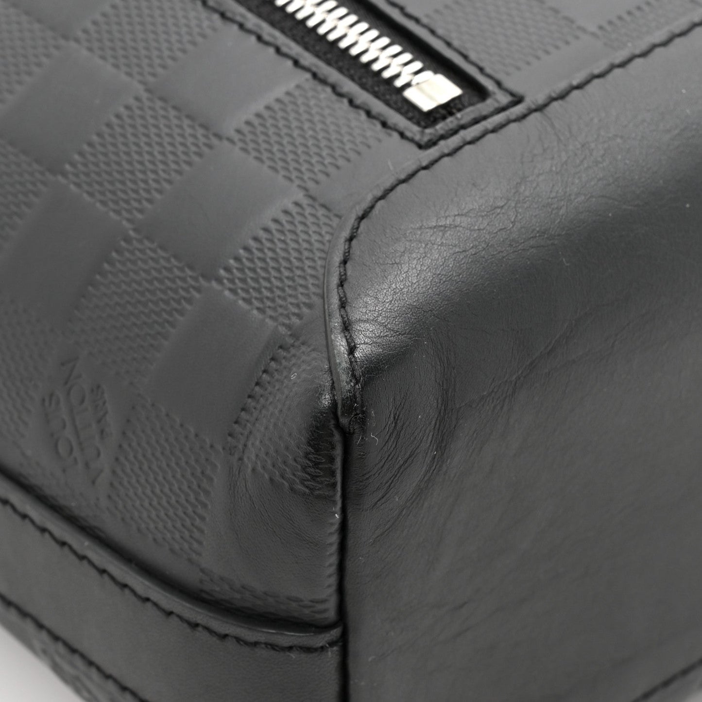Louis Vuitton Damier Infini Messenger PM Onyx