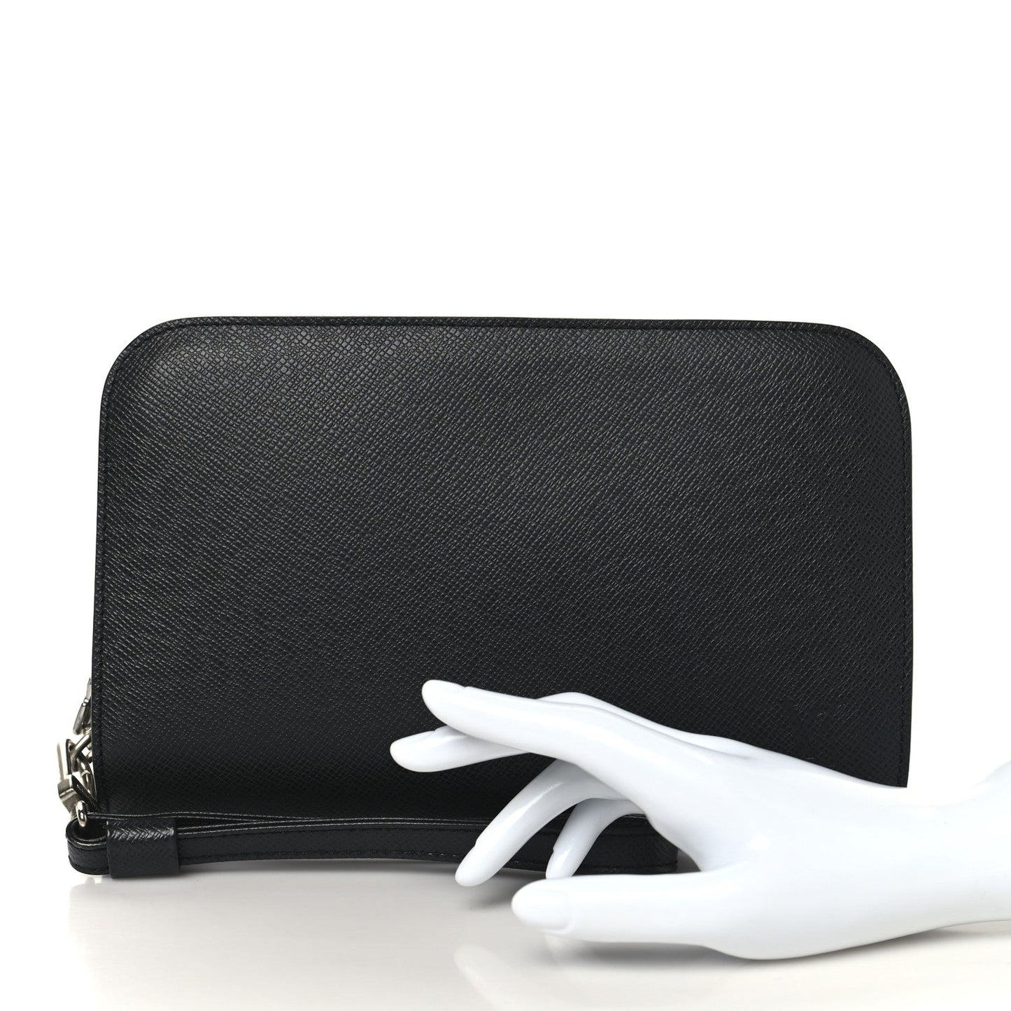 Louis Vuitton Taiga Baikal Pochette Ardoise