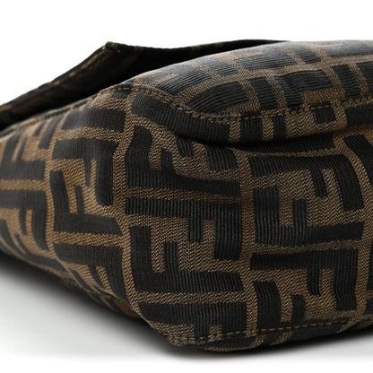 Fendi Zucca Zipped Baguette Tobacco
