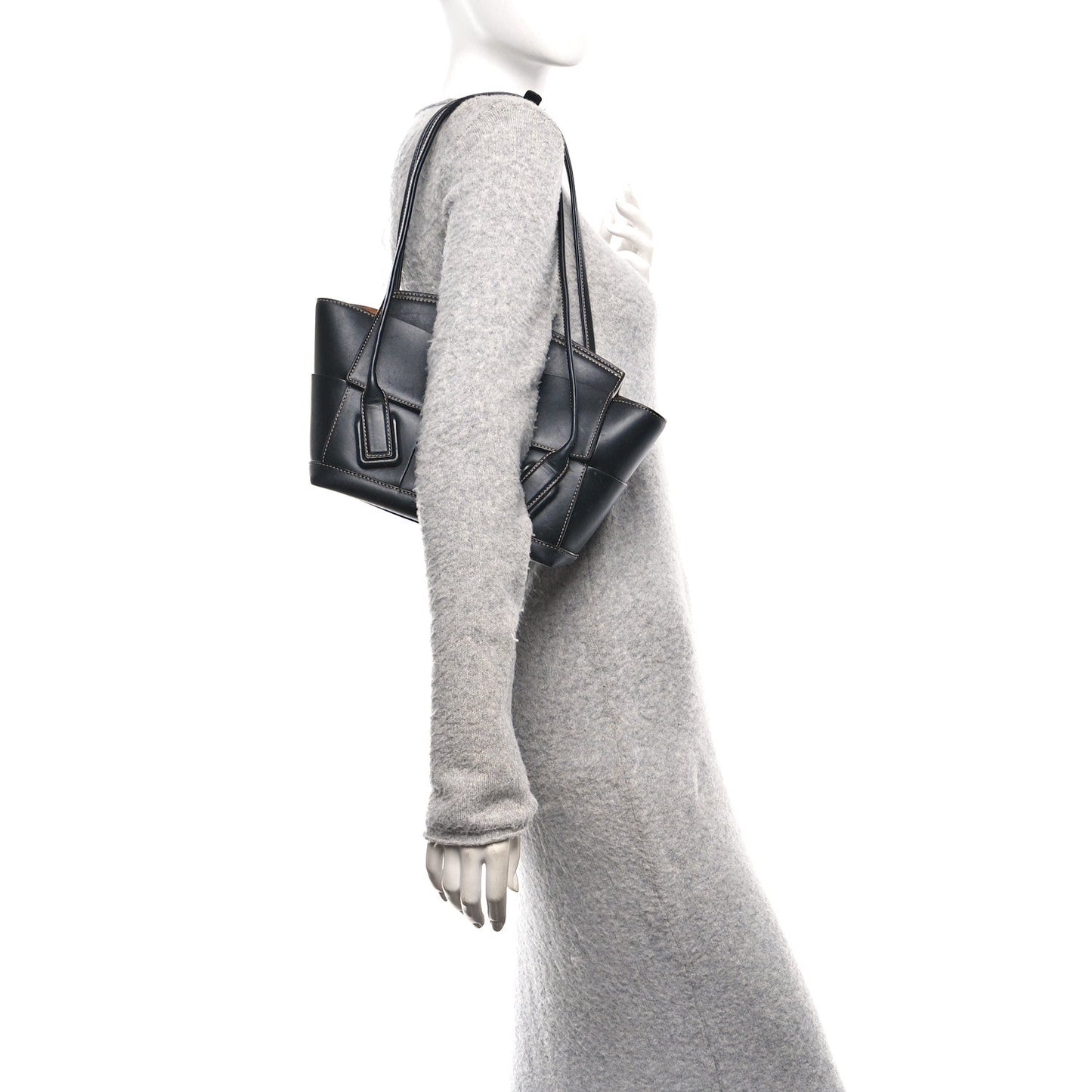 Bottega Veneta French Calfskin Maxi Intrecciato Arco 33 Black