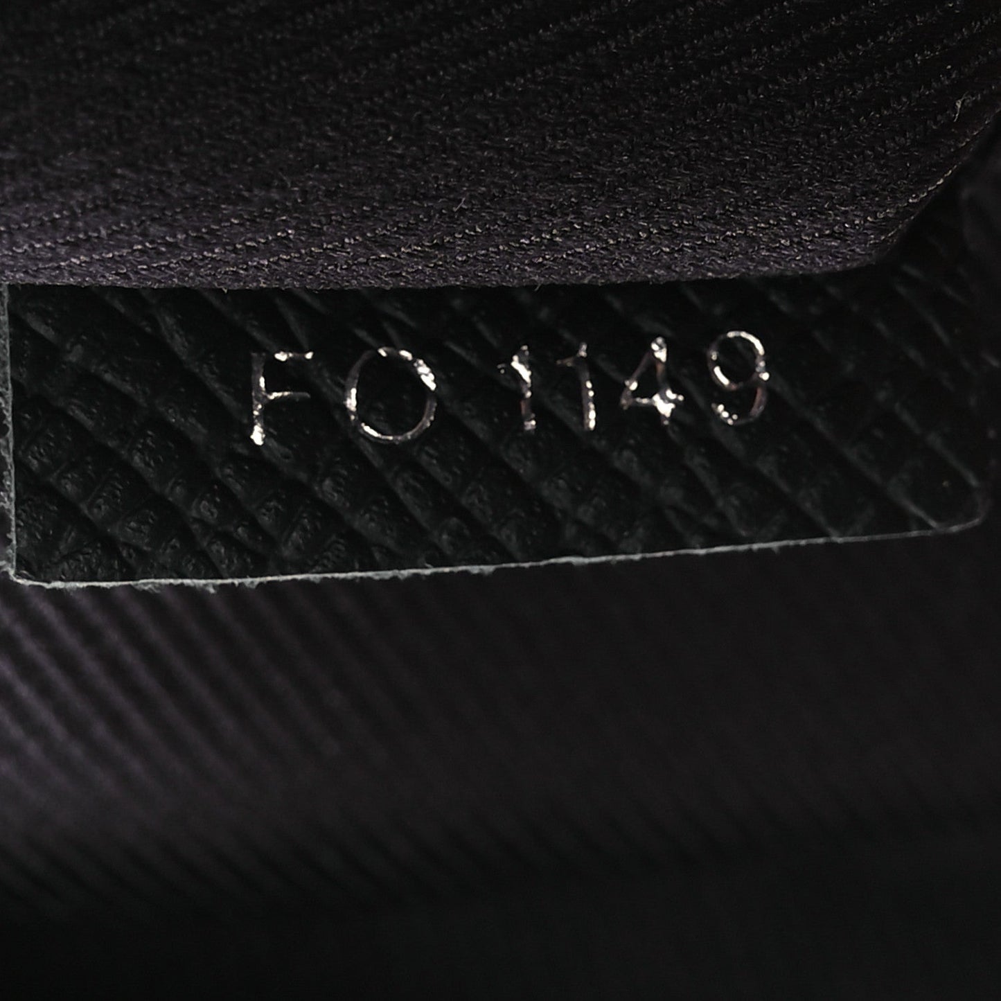 Louis Vuitton Taiga Outdoor Messenger PM Black