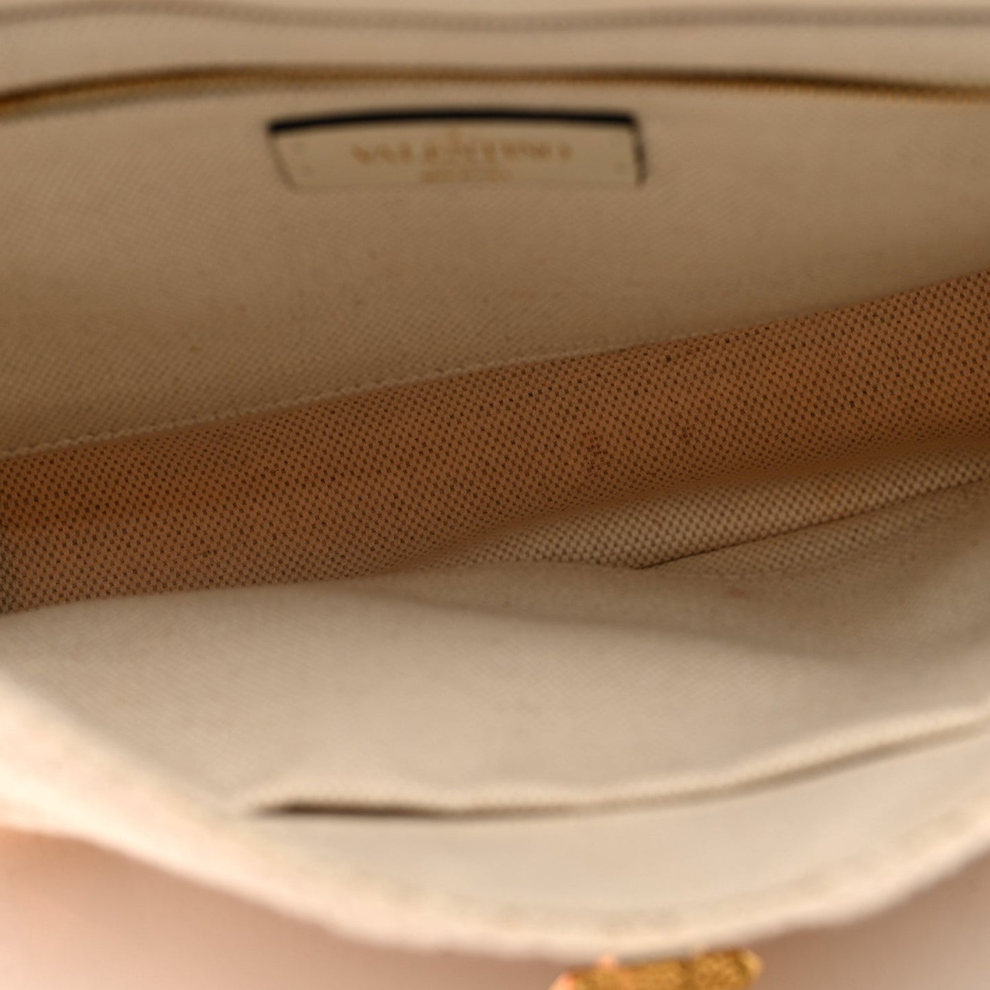 Valentino Garavani Knit Large Roman Stud Shoulder Bag Ecru