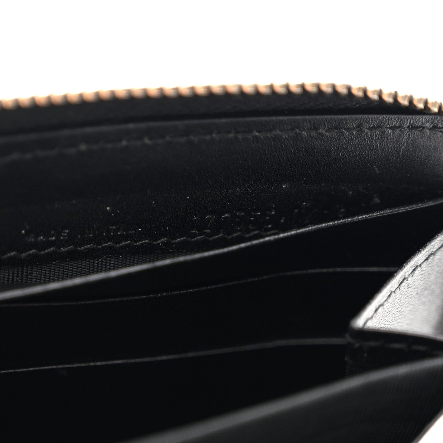 Saint Laurent Textured Patent Monogram Belle De Jour Zip Around Wallet Black