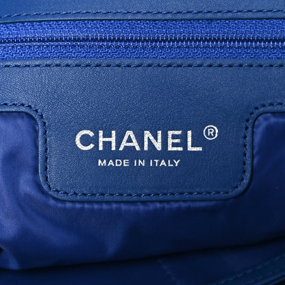 Chanel Mixed Fibers Lambskin Venise Biarritz Maxi Tote Blue White