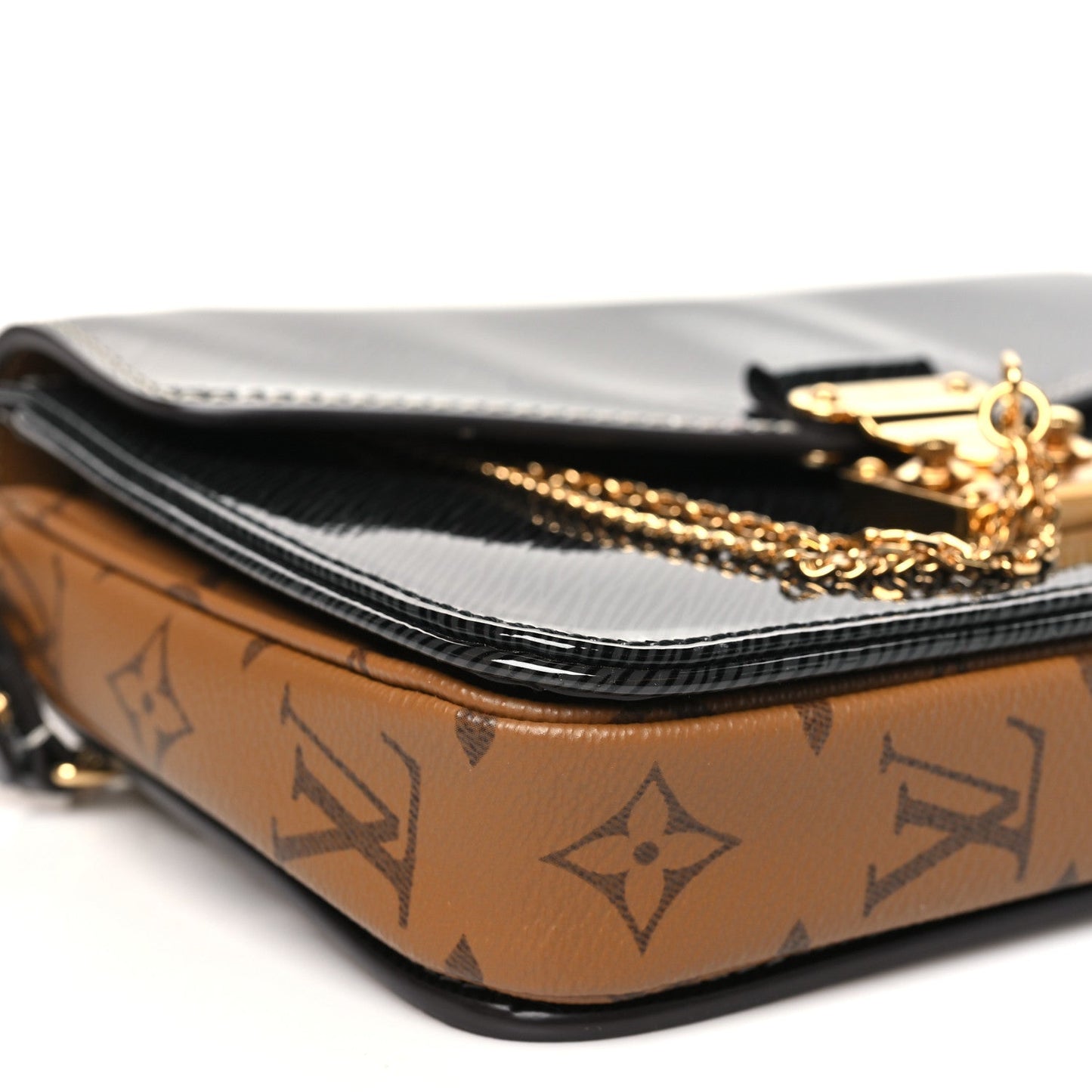 Louis Vuitton Shiny Epi Reverse Monogram Pochette Metis Mini Marine