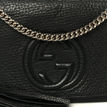 Gucci Pebbled Calfskin Medium Soho Flap Crossbody Black