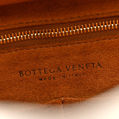 Bottega Veneta Grainy Calfskin Medium Arco Plaster