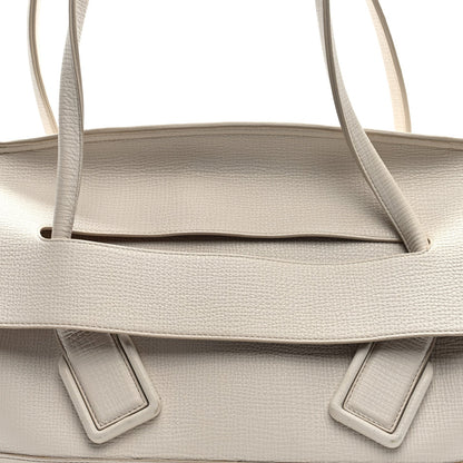 Bottega Veneta Grainy Calfskin Medium Arco Plaster