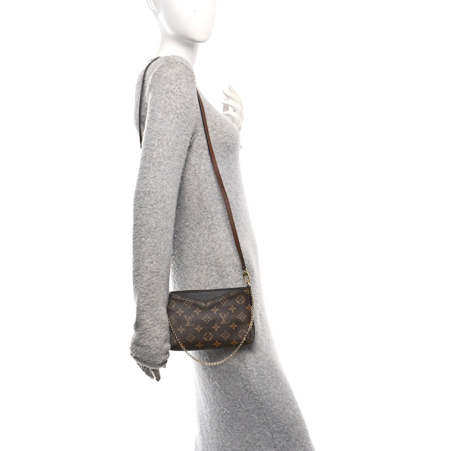 Louis Vuitton Monogram Pallas Clutch Black