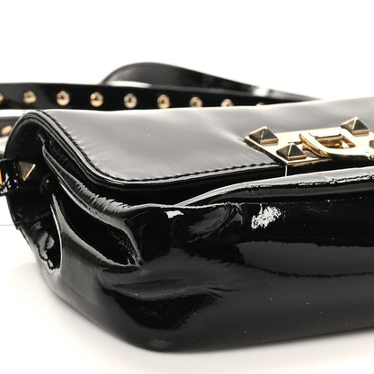 Valentino Garavani Patent Rockstud Flip Lock Flap Black