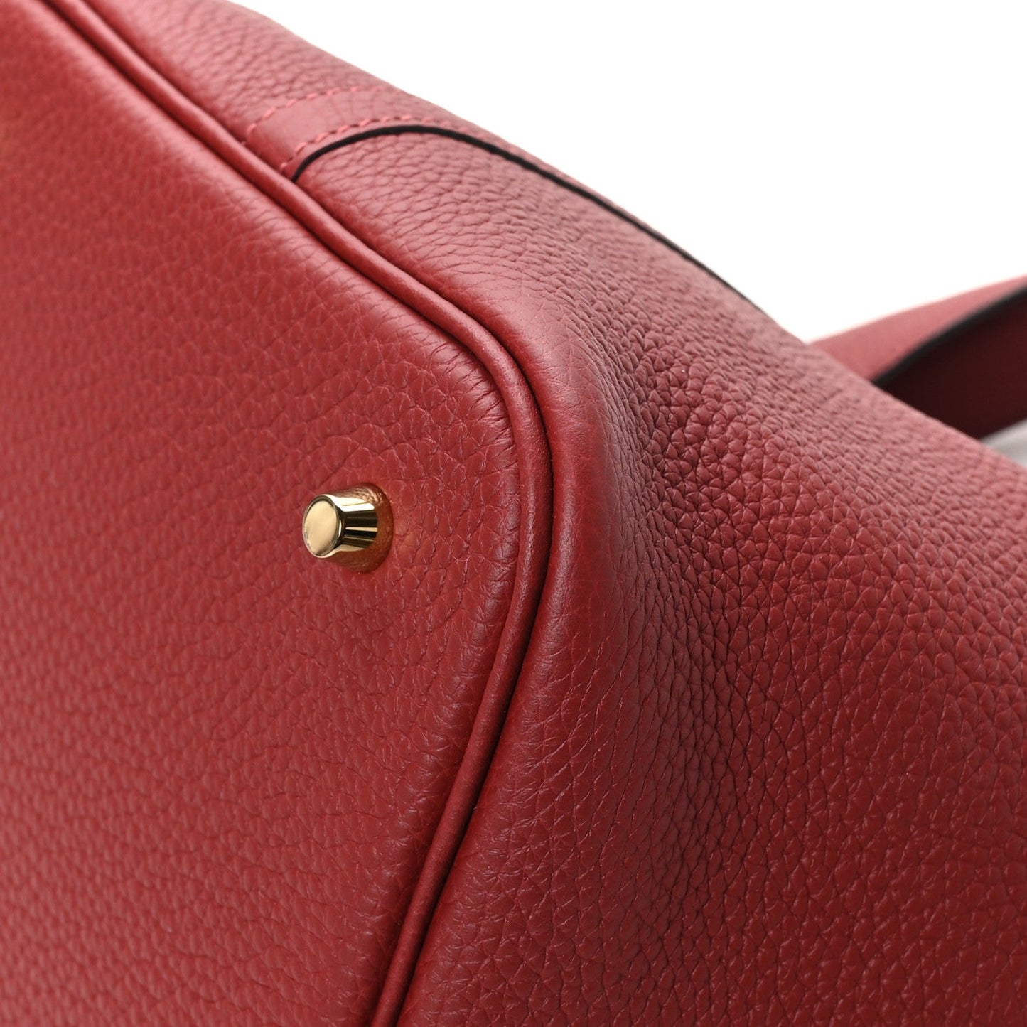 Hermes Taurillon Clemence Picotin Lock 22 MM Rouge H