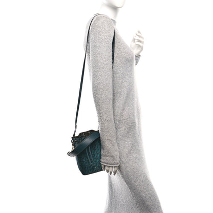 Fendi Chenille Vitello F is Fendi Micro FF Mini Mon Tresor Bucket Bag Verde Inglese