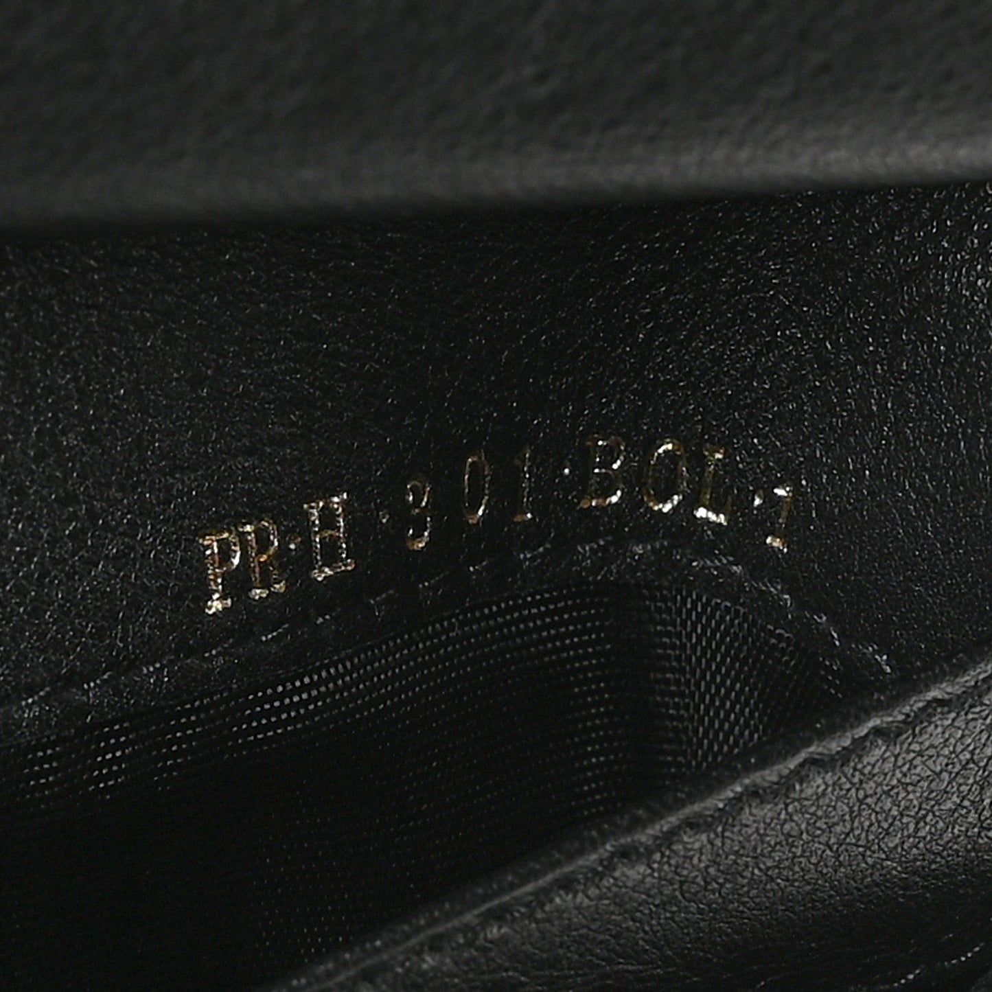 Valentino Garavani Calfskin Rockstud Continental Wallet Black