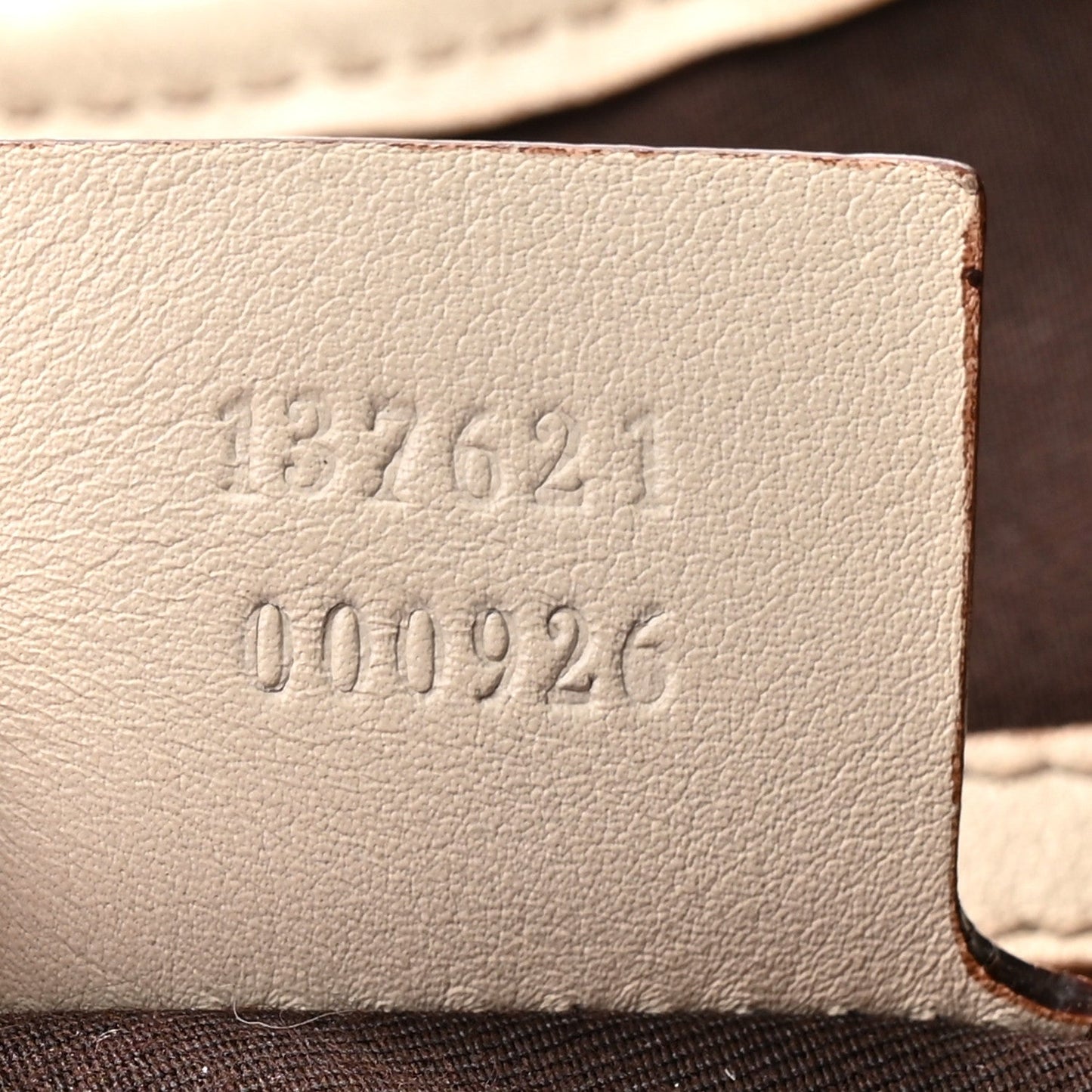 Gucci Calfskin Medium Pelham Shoulder Bag Off White