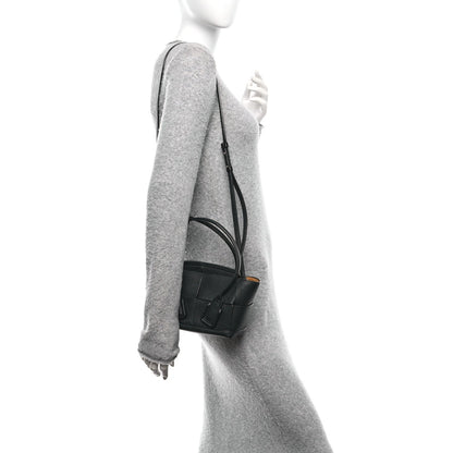 Bottega Veneta Grained Calfskin Mini Maxi Intrecciato Arco 33 Black
