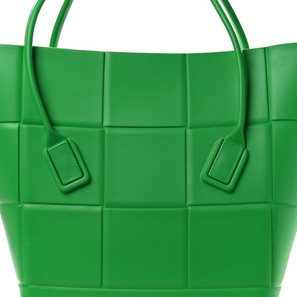 Bottega Veneta Rubber Maxi Intrecciato Medium Arco Grass