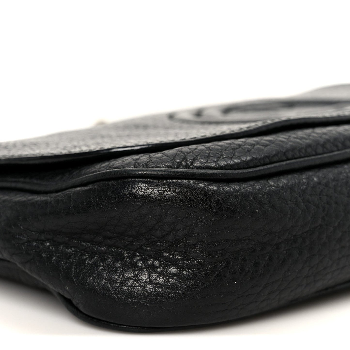 Gucci Pebbled Calfskin Medium Soho Flap Crossbody Black