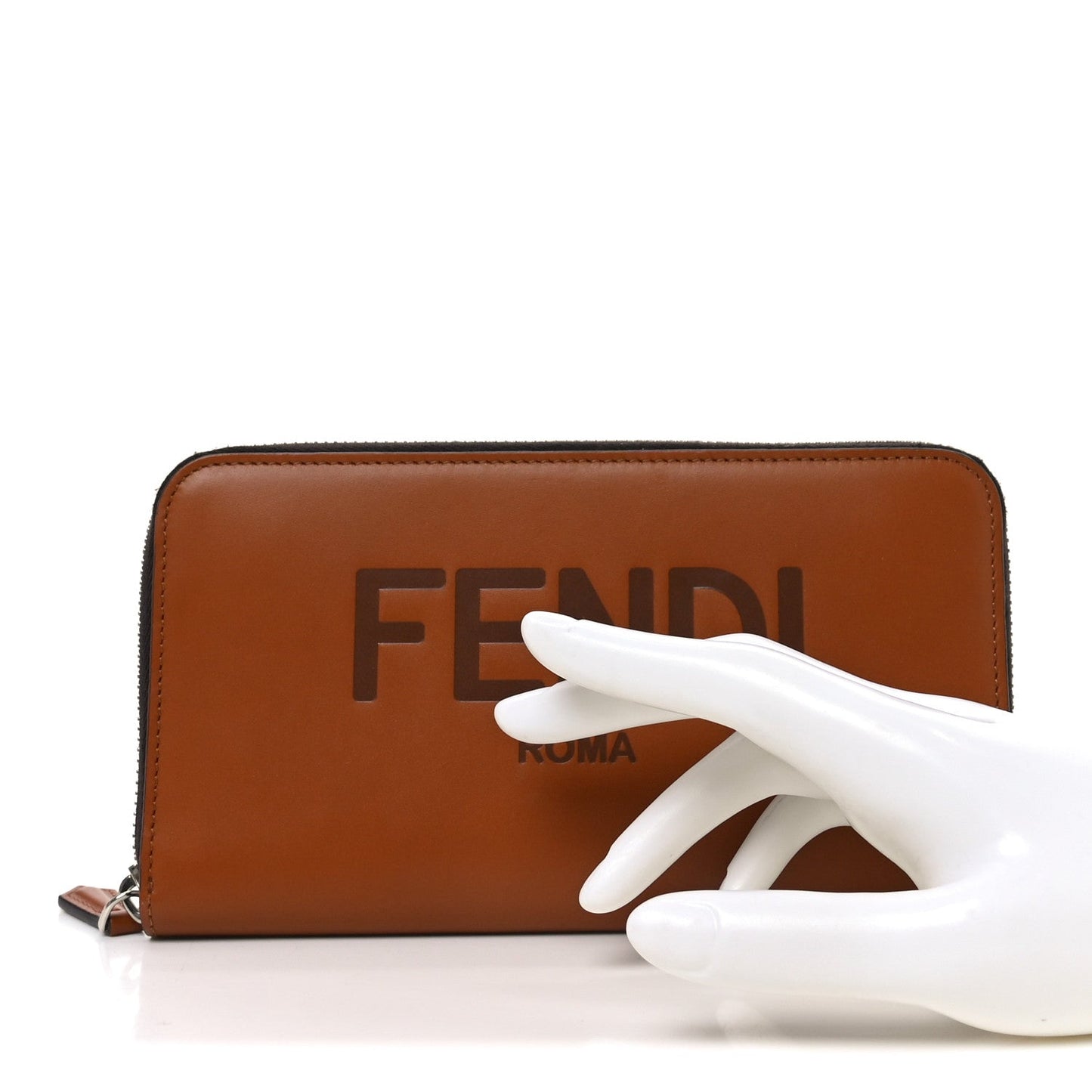 Fendi Vitello King Tamponato Logo Embossed Zip Around Wallet Cuoio