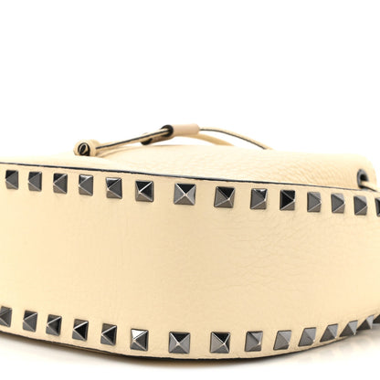 Valentino Garavani Grained Calfskin Rockstud Bucket Bag Ivory