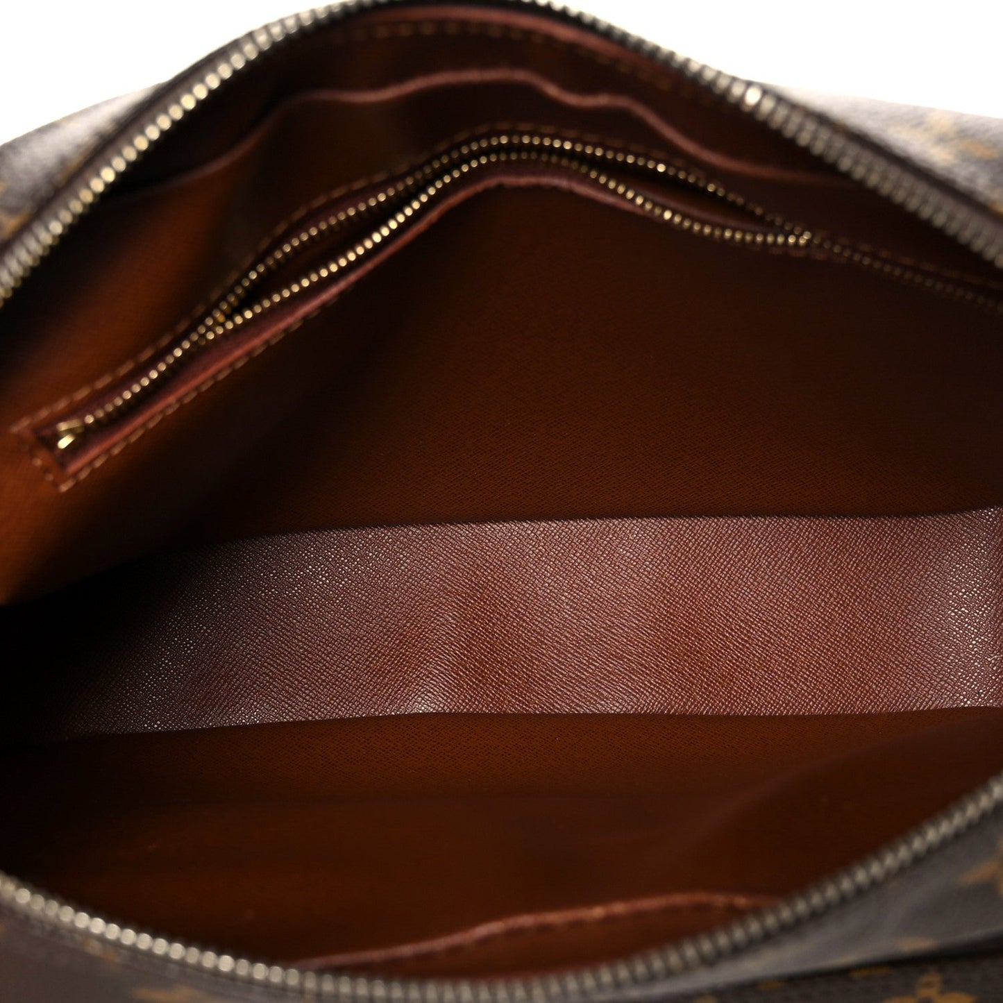 Louis Vuitton Monogram Nil 28