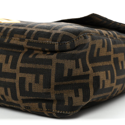 Fendi Zucca Zipped Baguette Tobacco