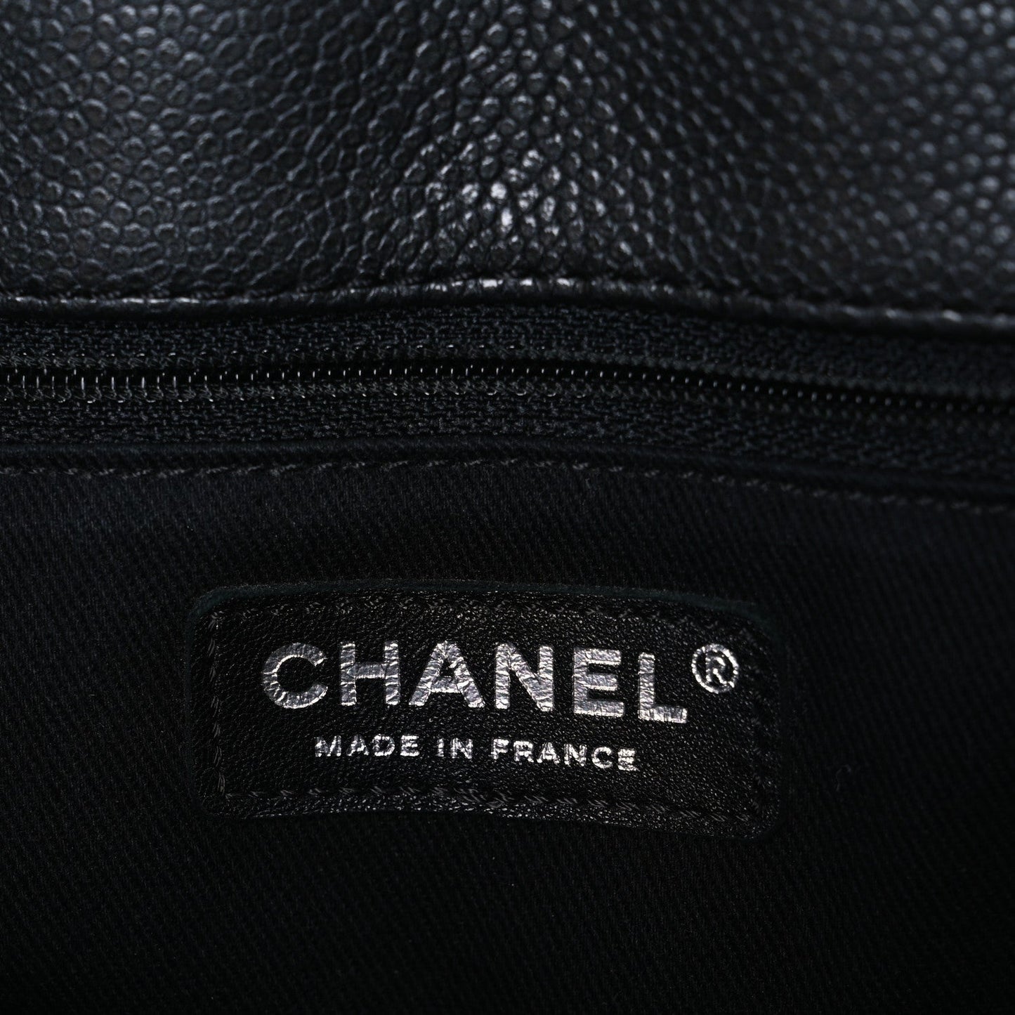 Chanel Metallic Grained Calfskin Medium Woven Chain Shopping Bag Black