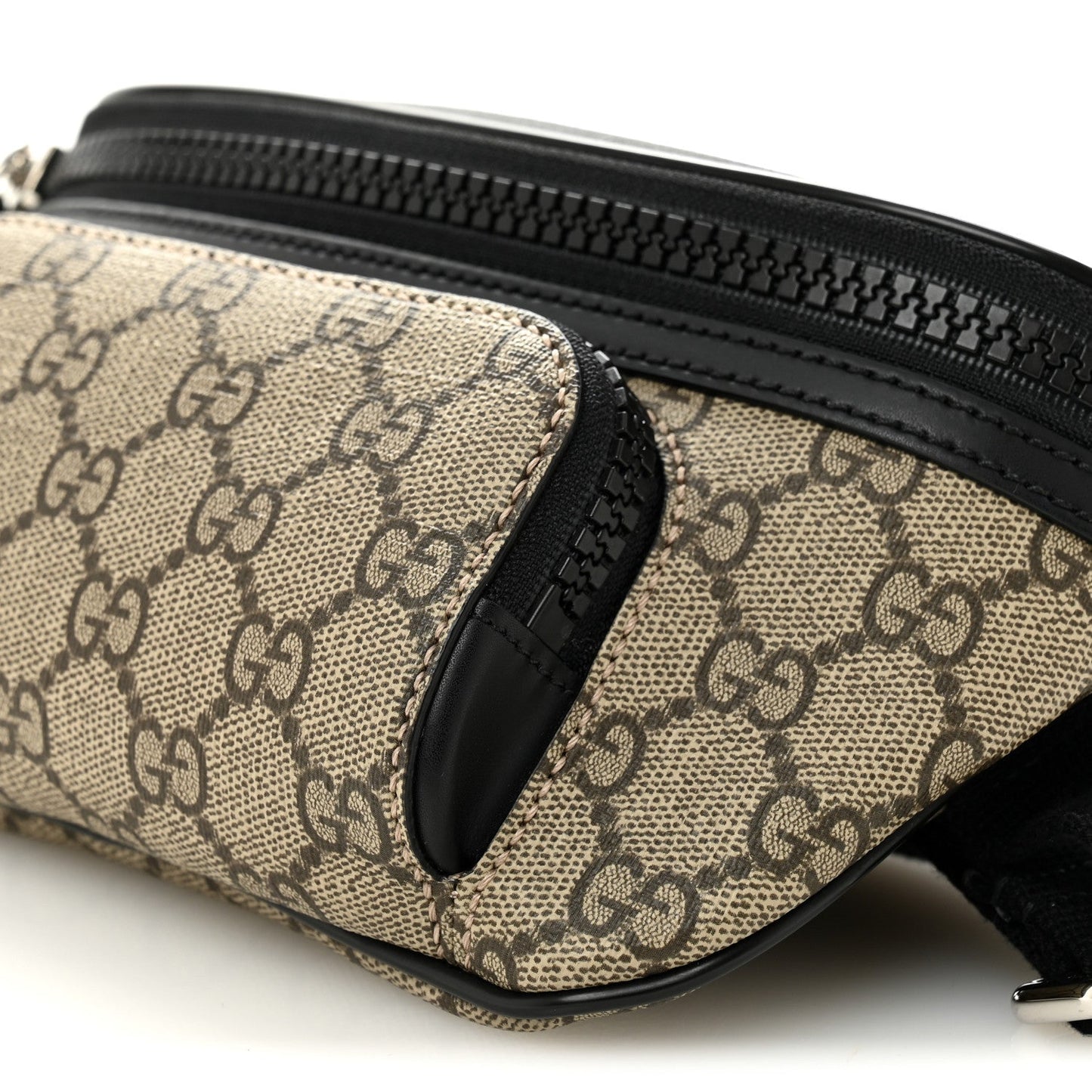 Gucci GG Supreme Monogram Belt Bag Black