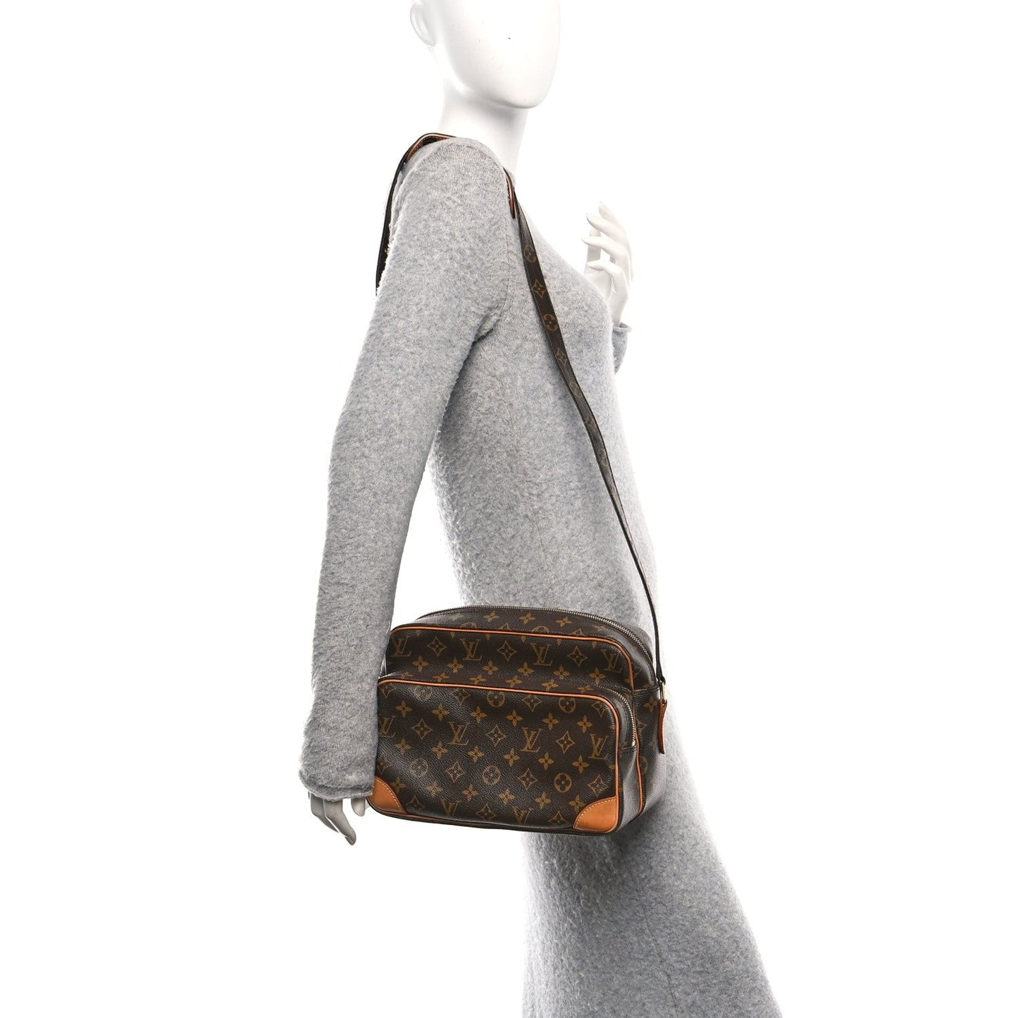 Louis Vuitton Monogram Nil 28