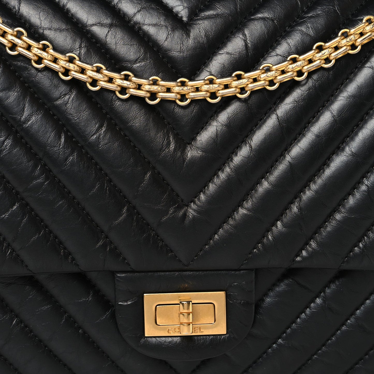 Chanel Aged Calfskin Chevron Quilted 2.55 Reissue 226 Flap  Black