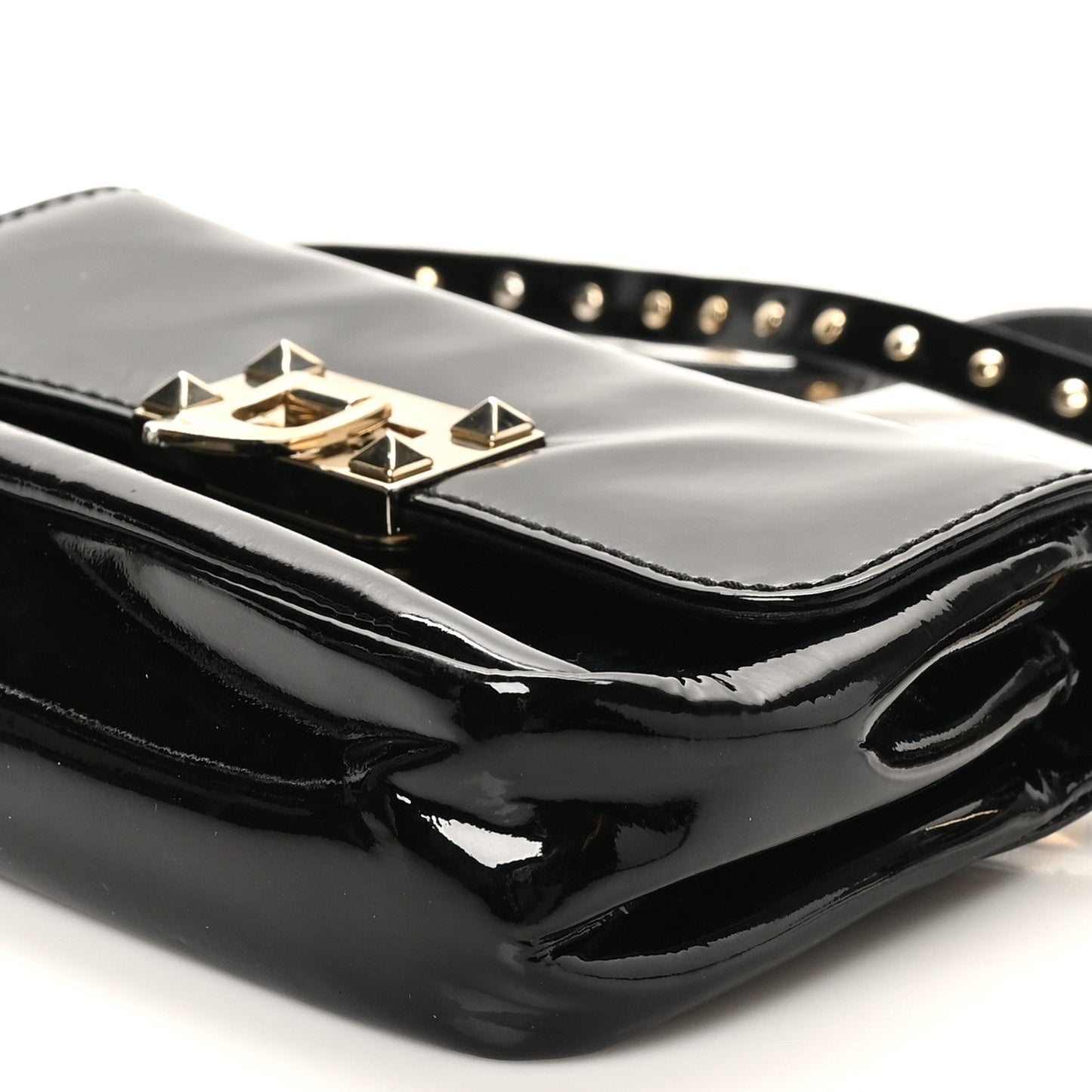 Valentino Garavani Patent Rockstud Flip Lock Flap Black