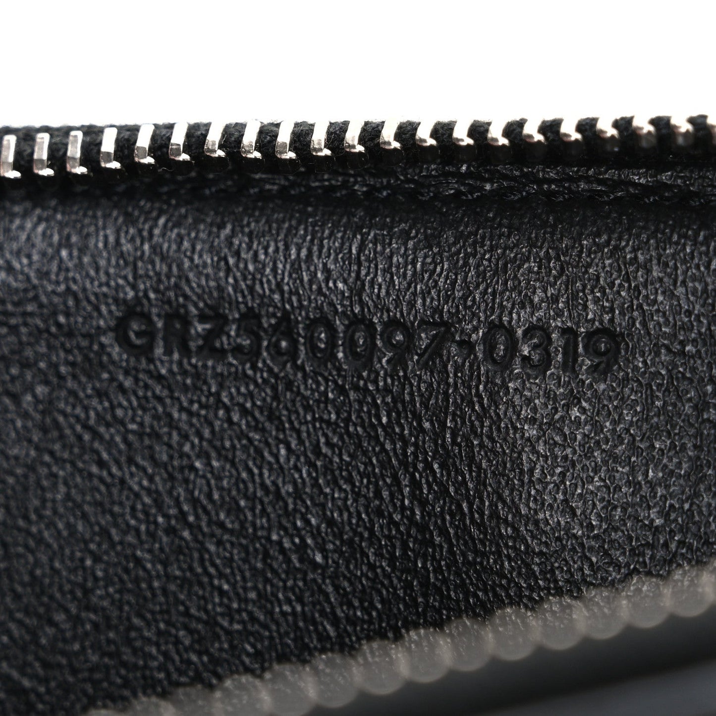 Saint Laurent Grained Calfskin Zip Pouch Tech Card Holder Black