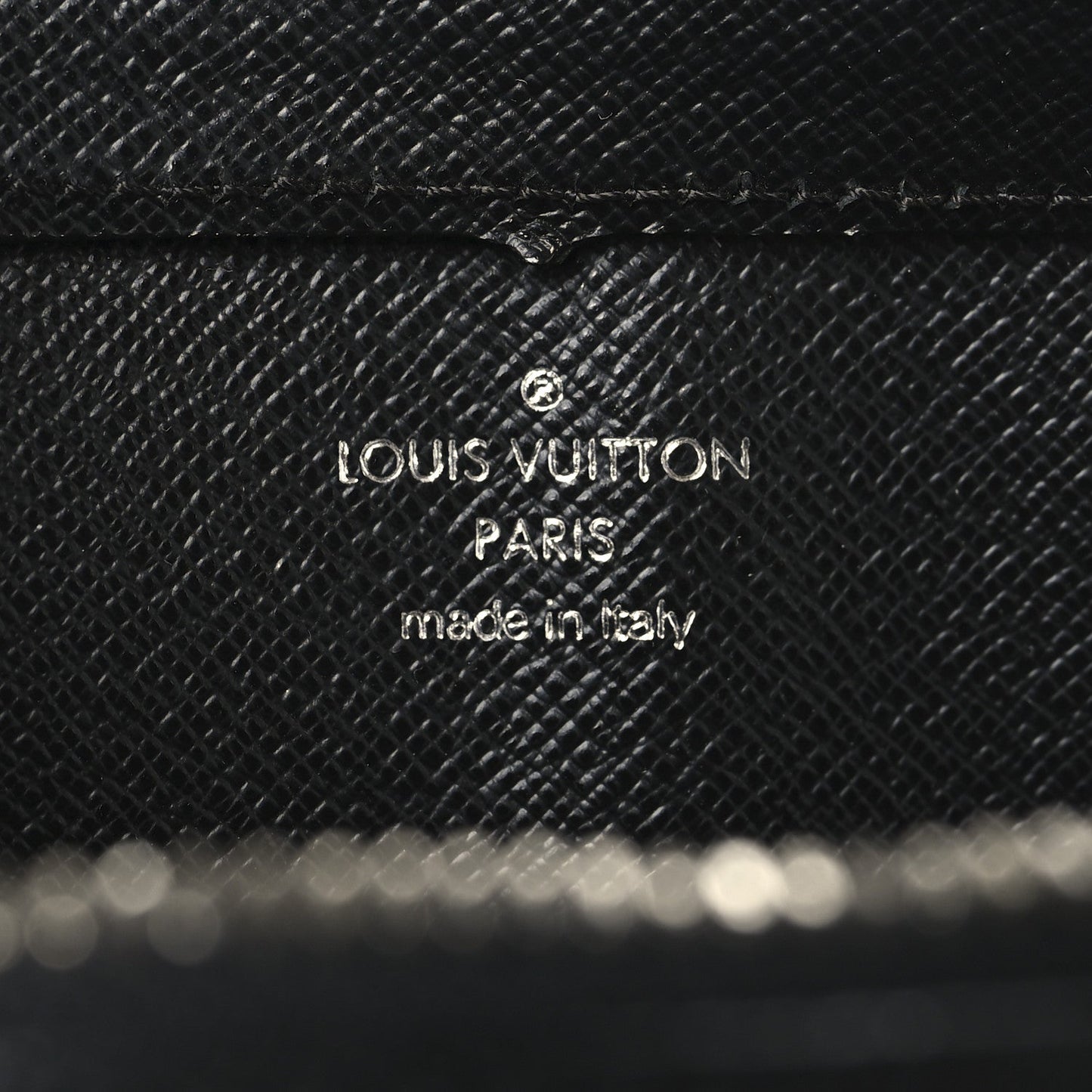Louis Vuitton Taiga Baikal Pochette Ardoise